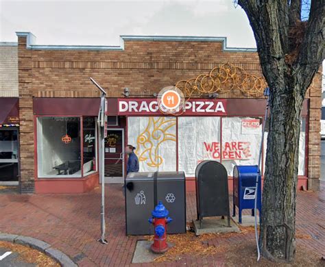 Pizza shop owner angered that David Portnoy, loved and respected by millions, is reviewing his trash pizza.#RIPdragonpizza#barstoolpizzareview